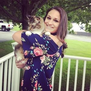 Meet your Posher, Amanda